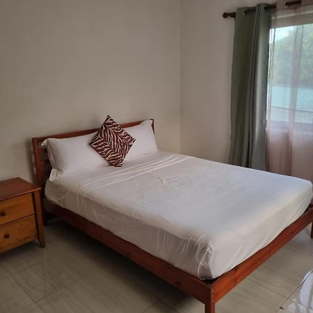 Les Forbans Selfcatering Apartment Takamaka Eksteriør billede