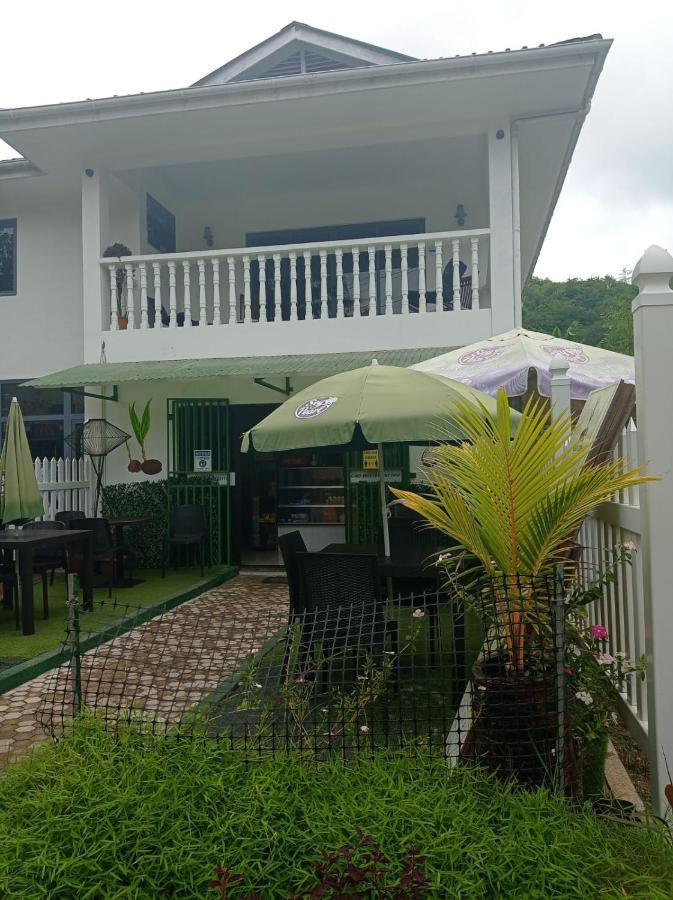 Les Forbans Selfcatering Apartment Takamaka Eksteriør billede