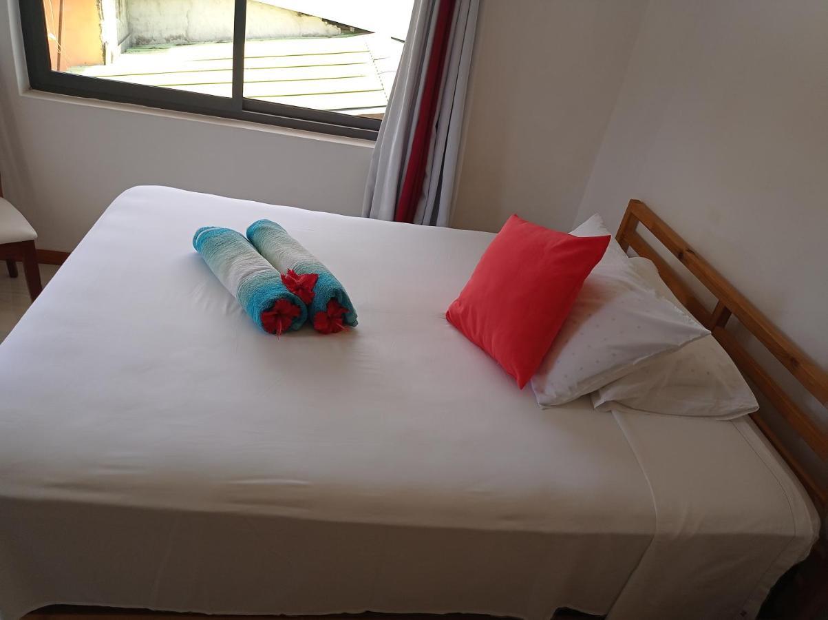 Les Forbans Selfcatering Apartment Takamaka Eksteriør billede
